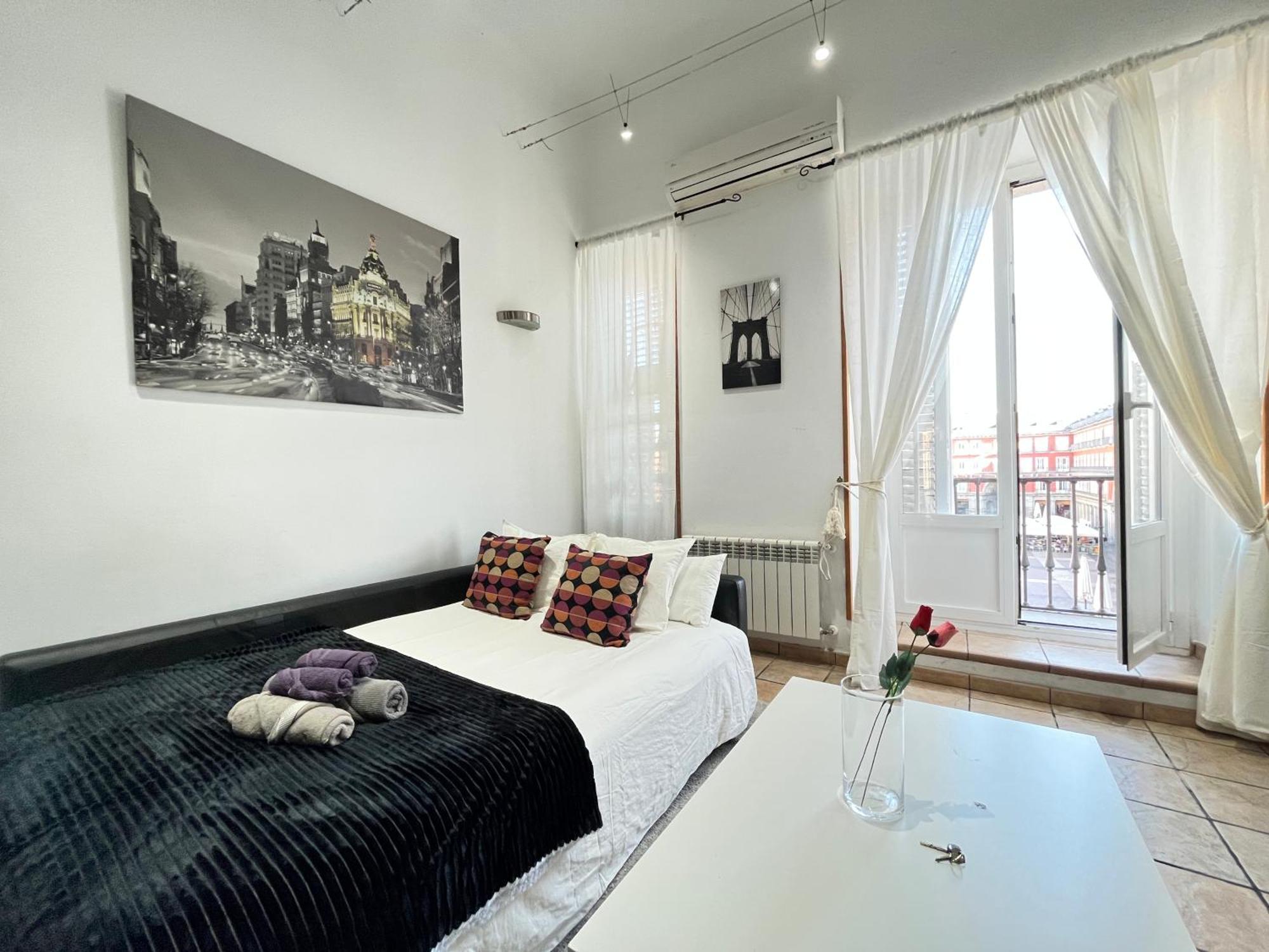 Loft Plaza Mayor 3 Temporal มาดริด ภายนอก รูปภาพ
